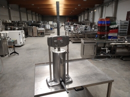 Manual filler Villa 